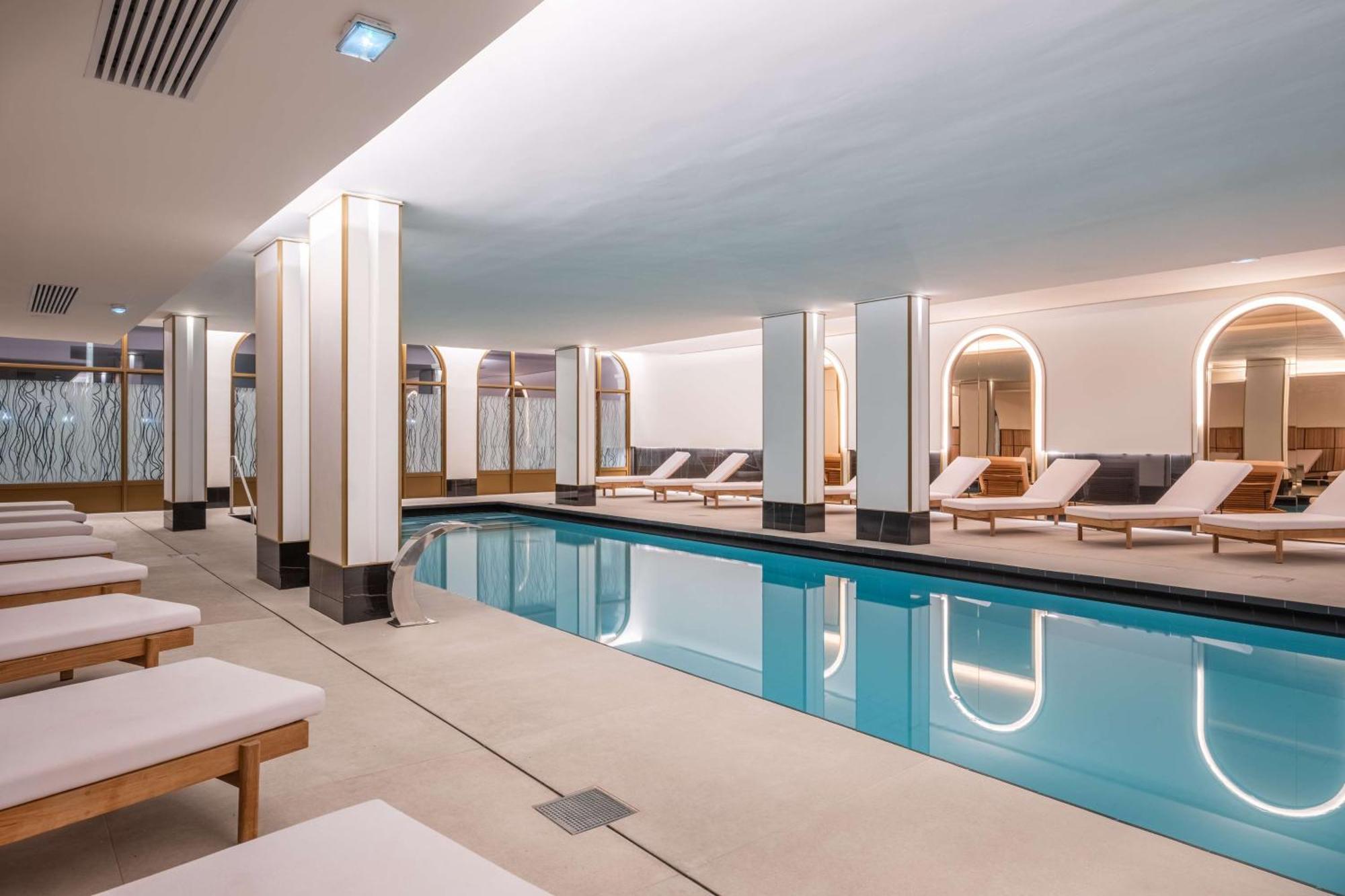 Hotel Radisson Blu Grand & Spa, Malo-les-bains 4*